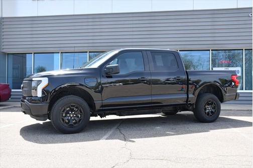 2025 Ford F-150 Lightning Pro