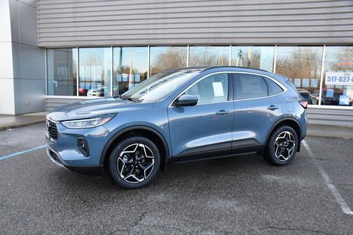 2026 Ford Escape Platinum