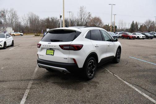 2026 Ford Escape Platinum
