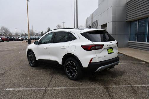 2026 Ford Escape Platinum