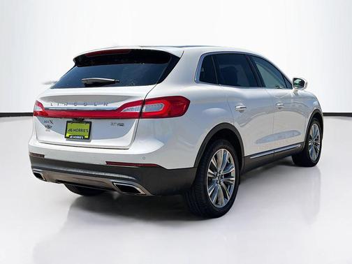 White Platinum Clearcoat Metallic 2016 Lincoln MKX Reserve