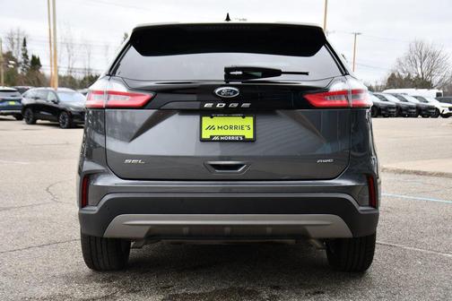 Carbonized Gray Metallic 2024 Ford Edge SEL