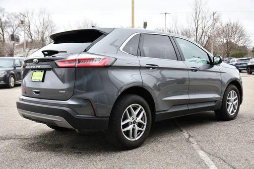 Carbonized Gray Metallic 2024 Ford Edge SEL