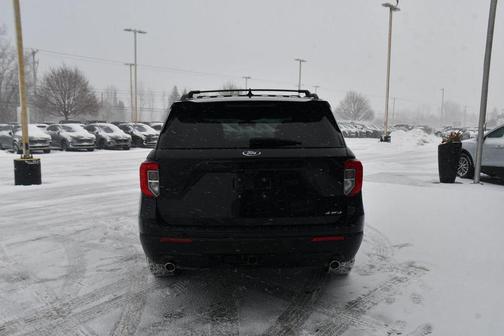 2023 Ford Explorer ST-Line