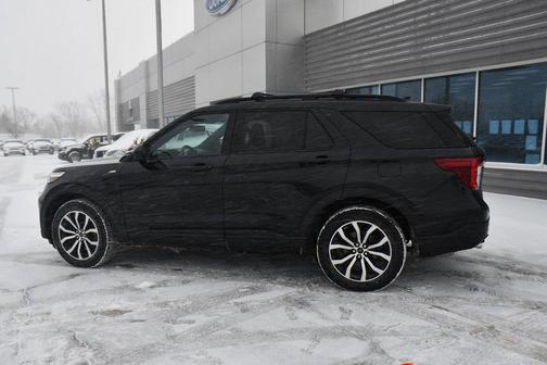 2023 Ford Explorer ST-Line