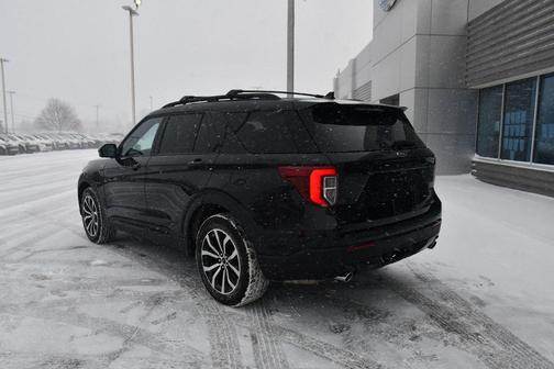 2023 Ford Explorer ST-Line
