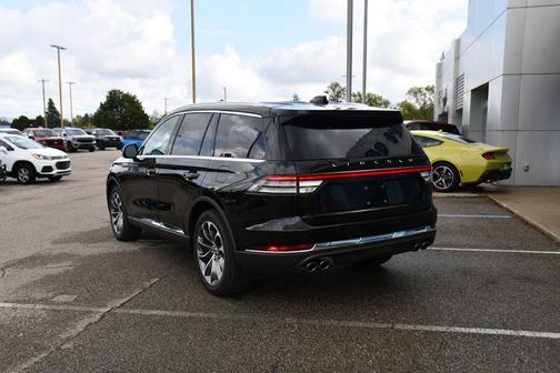 2025 Lincoln Aviator Premiere