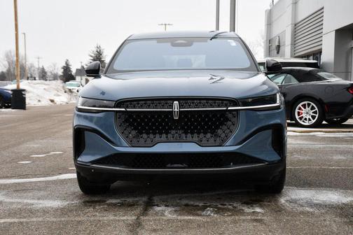 2025 Lincoln Nautilus Premiere