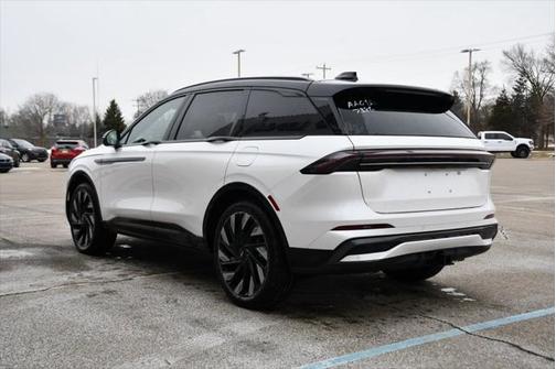 2025 Lincoln Nautilus Reserve