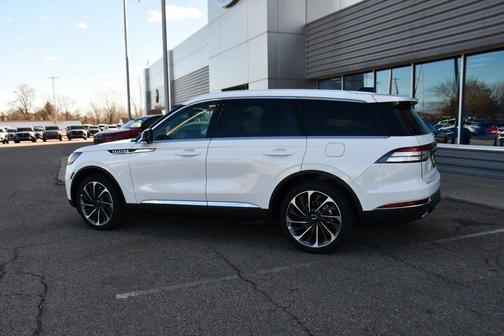 2025 Lincoln Aviator Reserve AWD