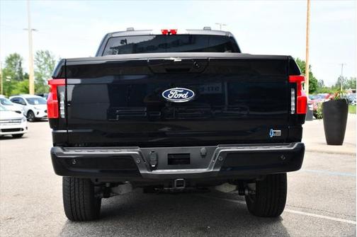 2024 Ford F-150 Lightning Flash