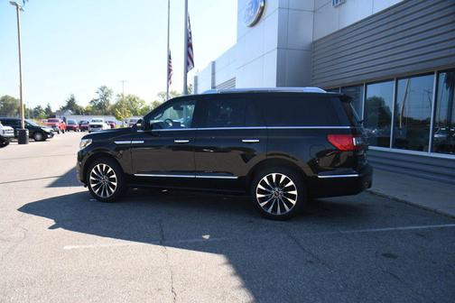 2018 Lincoln Navigator Select