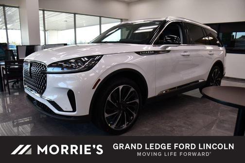 Pristine White Metallic Tri-Coat 2026 Lincoln Aviator Reserve AWD
