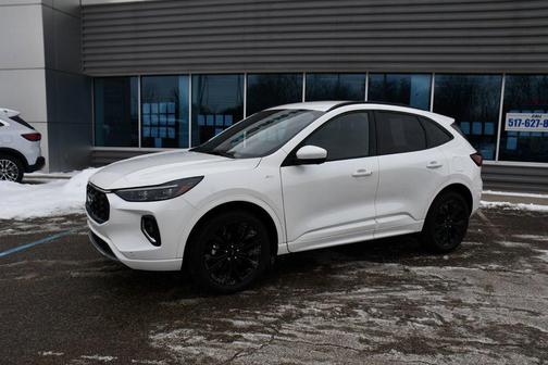2023 Ford Escape ST-Line Elite