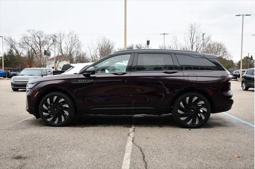 2025 Lincoln Nautilus Reserve