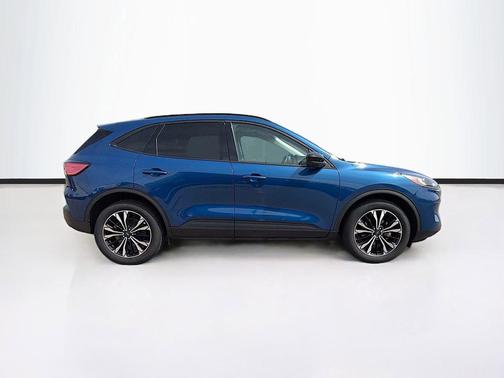 Atlas Blue Metallic 2022 Ford Escape SEL
