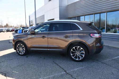 2022 Lincoln Nautilus Reserve