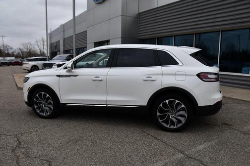 2023 Lincoln Nautilus Reserve