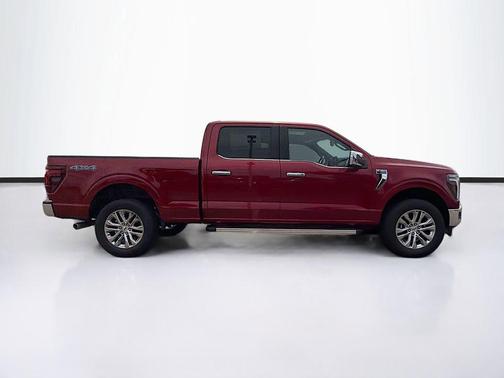 Ruby Red Metallic Tinted Clearcoat 2026 Ford F-150 Lariat