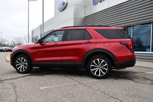 Red Metallic 2025 Ford Explorer ST-Line