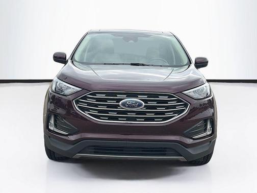 Burgundy Velvet Metallic Tinted Clearcoat 2022 Ford Edge SEL