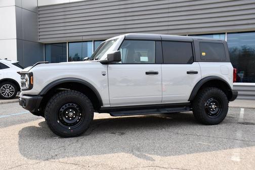 Avalanche Gray 2026 Ford Bronco Big Bend
