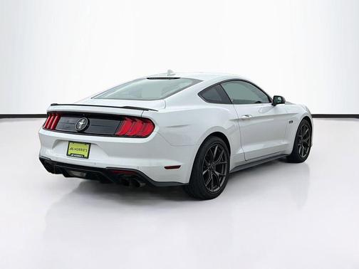 Oxford White 2022 Ford Mustang EcoBoost Premium