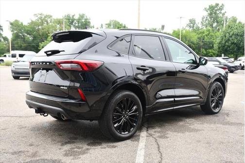2023 Ford Escape ST-Line Elite