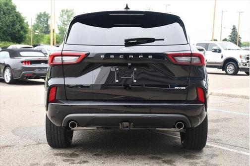 2023 Ford Escape ST-Line Elite