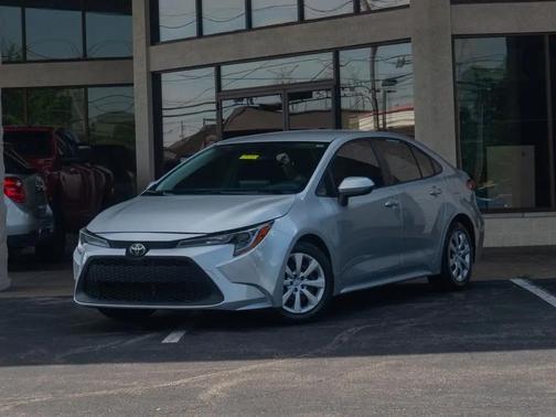 Silver 2021 Toyota Corolla LE