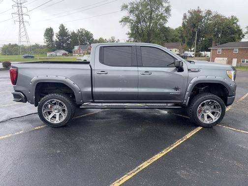 2021 GMC Sierra 1500 AT4