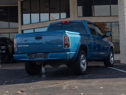2004 Dodge Ram 1500 SLT Quad Cab