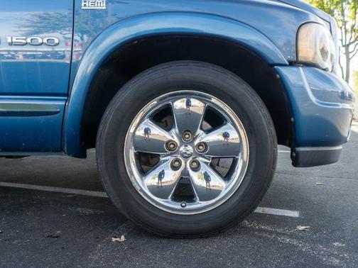 2004 Dodge Ram 1500 SLT Quad Cab