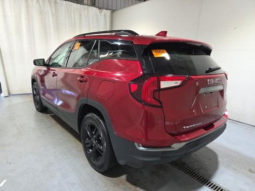 2022 GMC Terrain AWD AT4