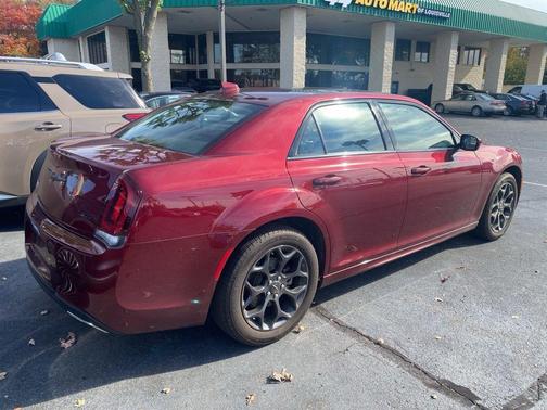 2023 Chrysler 300 Touring