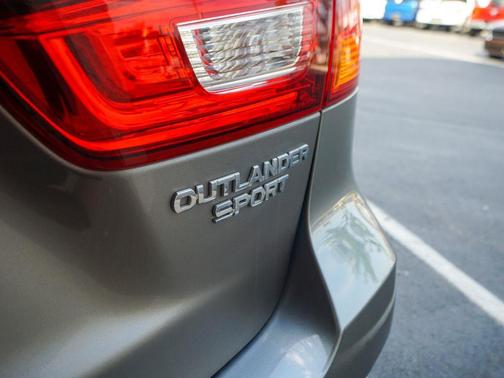 2019 Mitsubishi Outlander Sport 2.0 ES