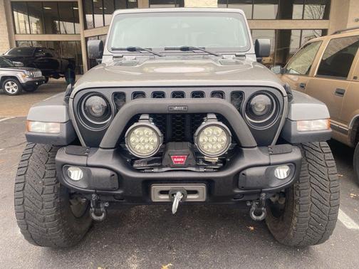 2021 Jeep Gladiator Sport