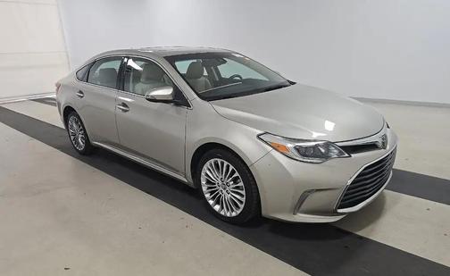 Beige 2016 Toyota Avalon Limited