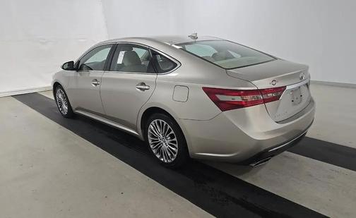 Beige 2016 Toyota Avalon Limited