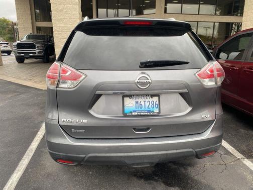 2015 Nissan Rogue SV