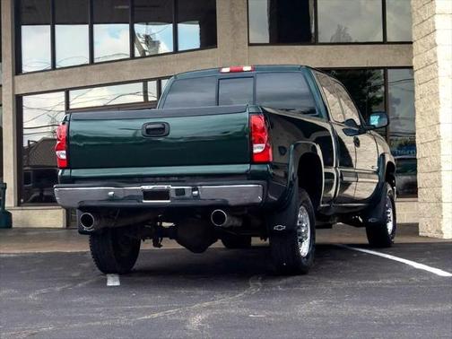 2005 Chevrolet Silverado 2500 LS H/D Extended Cab