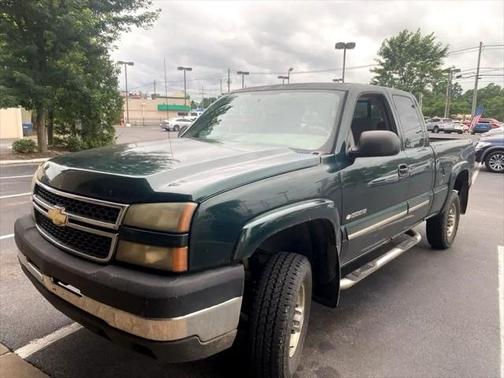 2005 Chevrolet Silverado 2500 LS H/D Extended Cab