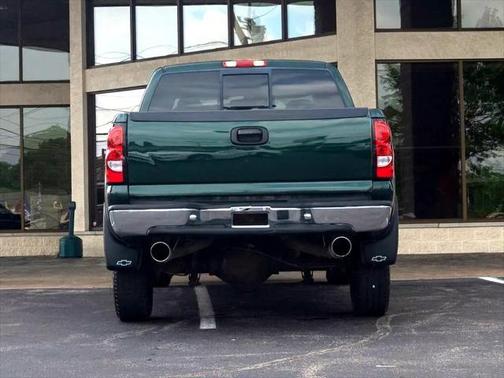 2005 Chevrolet Silverado 2500 LS H/D Extended Cab