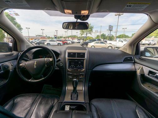 2011 Lincoln MKX Base