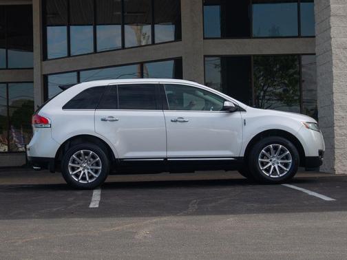 2011 Lincoln MKX Base