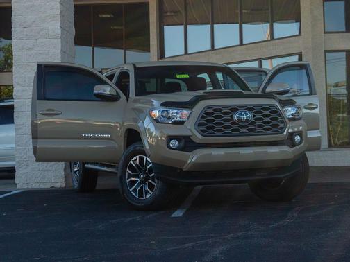 2020 Toyota Tacoma TRD Sport