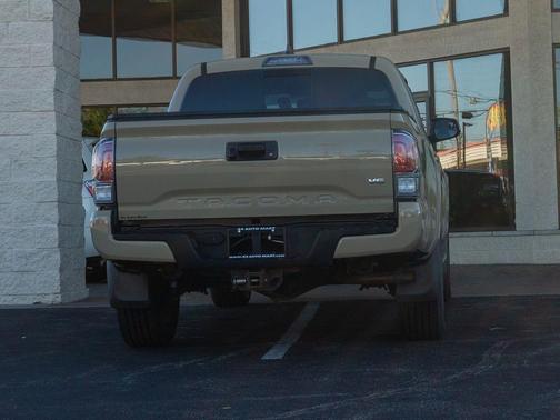 2020 Toyota Tacoma TRD Sport
