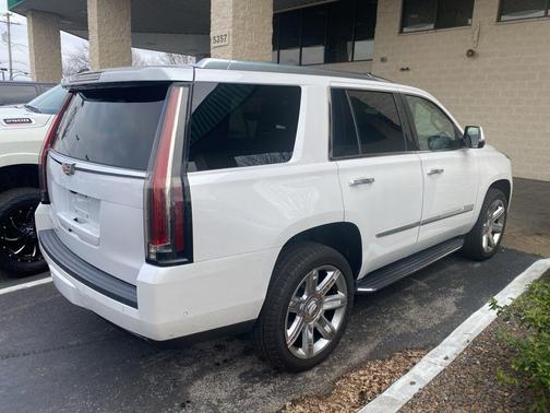 2020 Cadillac Escalade Premium Luxury
