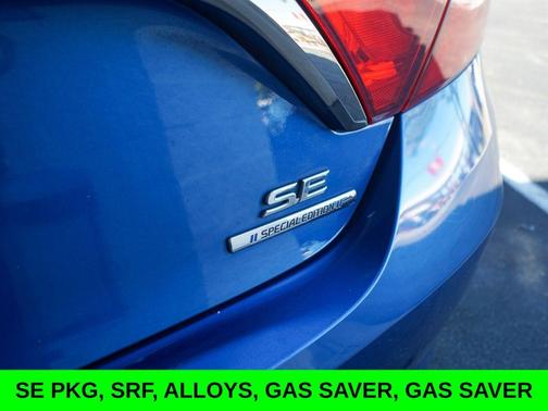 2016 Toyota Camry SE w/Special Edition Pkg