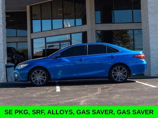 2016 Toyota Camry SE w/Special Edition Pkg